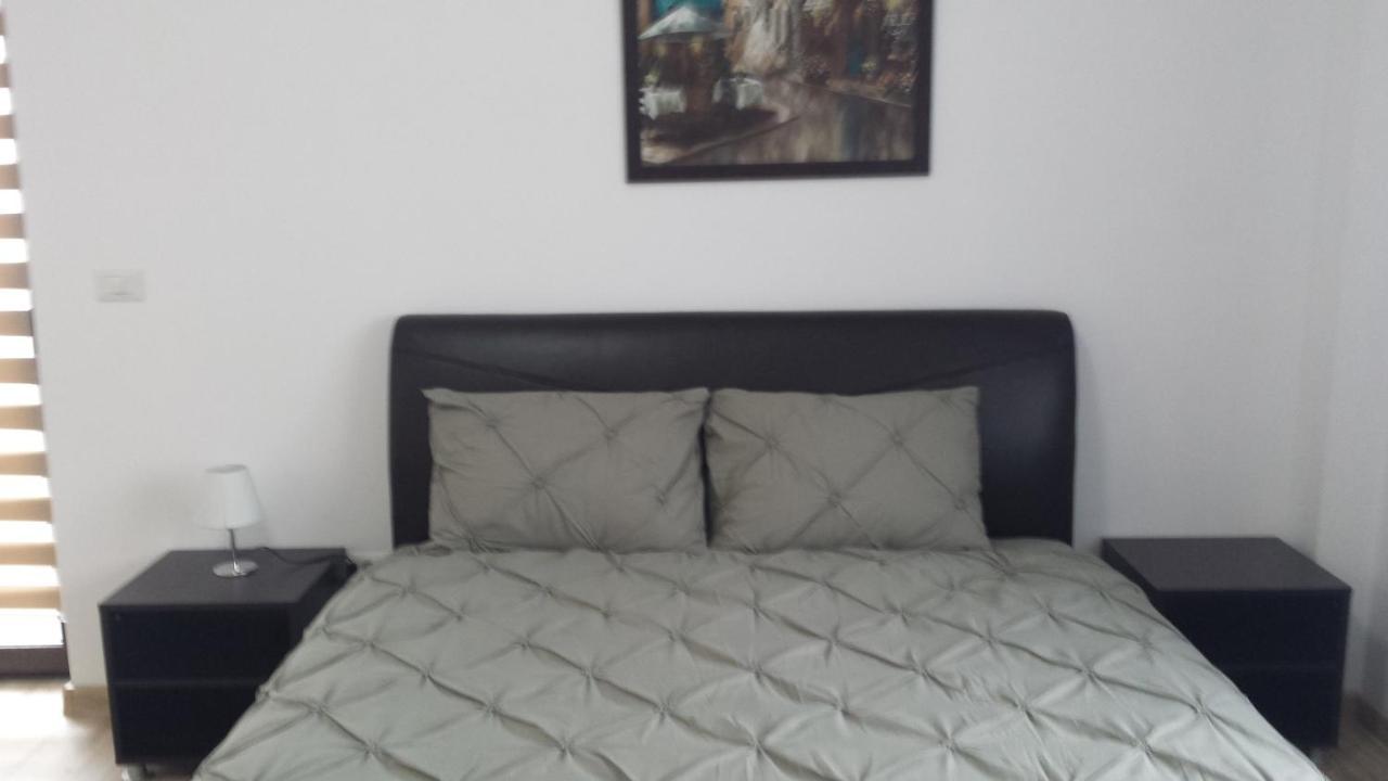 Apartament Mario Apartment Radauti Exterior photo
